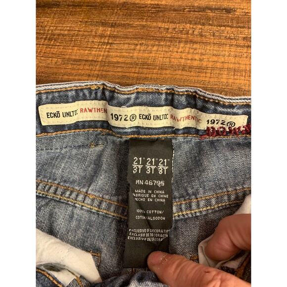 ECKO UNLTD Boy’s Adjustable Waist Medium Wash Jeans / Size: 3T - Picture 3 of 11